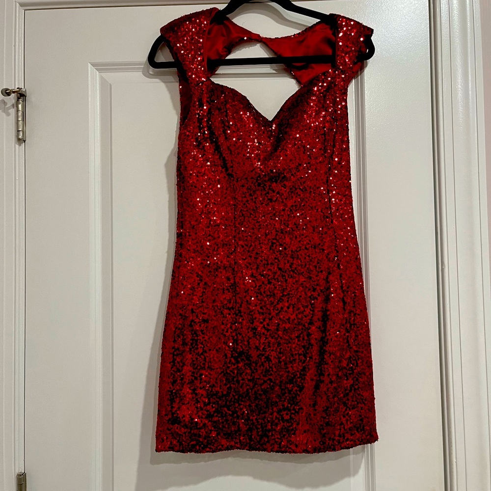 Red sequin GUESS dress Size 10.  Short party dress